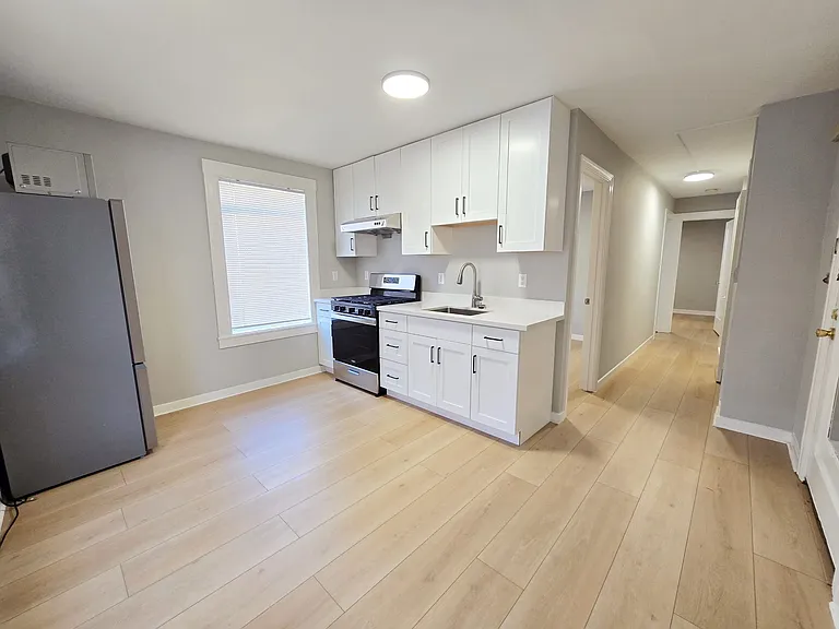 1500 7th Ave #1 — Photo 1