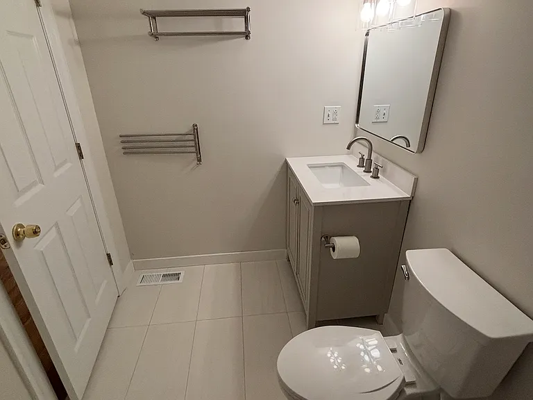 57 Pemberwick Rd — Photo 9
