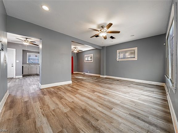 5th image of 12705 Soika Ave