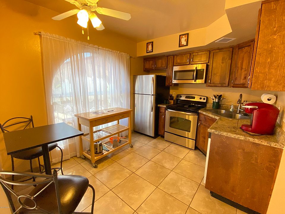 1st image of 120 W Calle Del Ano