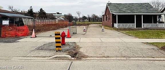 4th image of 148 Green Rd