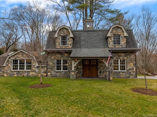 144 Saybrook Road, Essex, CT 06426