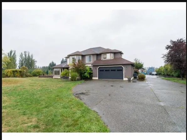 19019 16th Ave, Surrey, BC V3Z 9V3