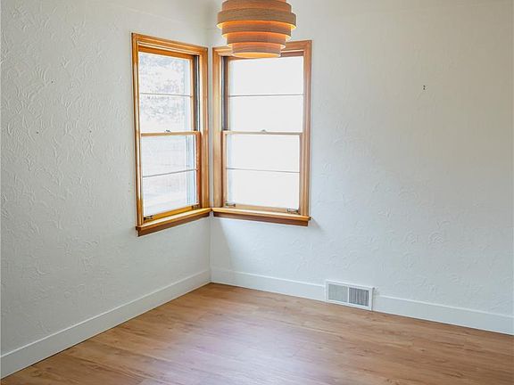 5th image of 3019 S Logan Street