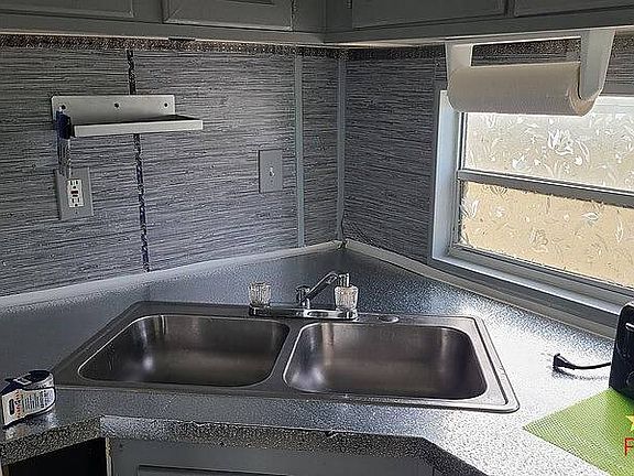 4th image of 2450 S Ridgewood Ave Lot 9B