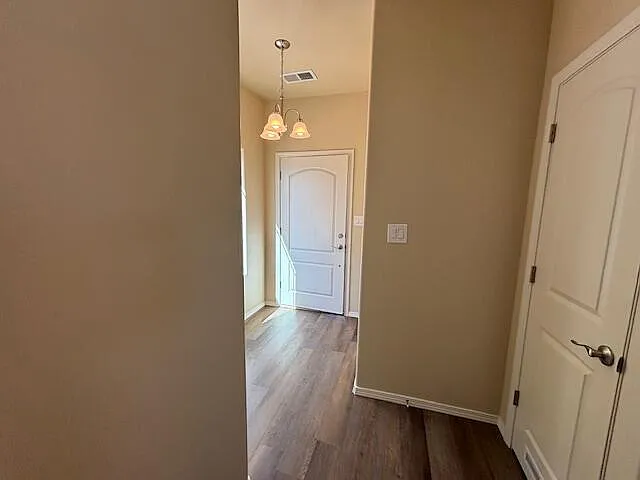 418 N Lala St — Photo 5