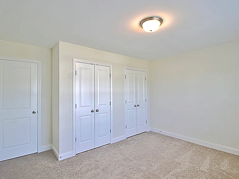 151 Buckingham Dr — Photo 17