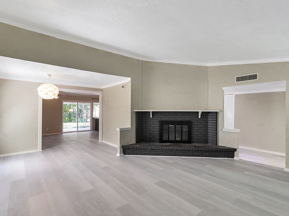 1st image of 3117 San Diego Dr