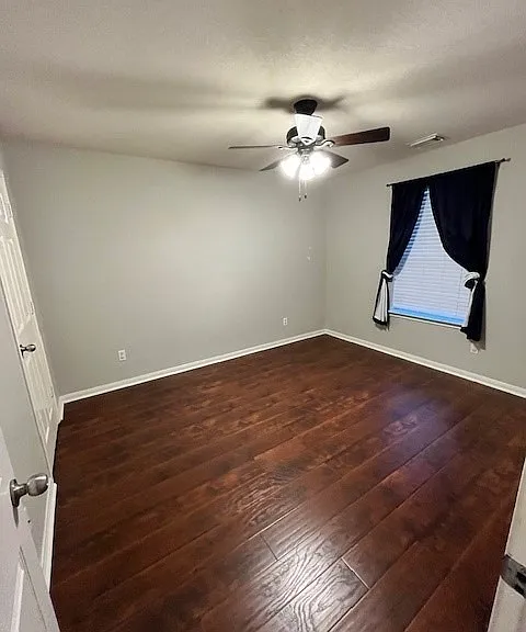 11714 Elizabeth Ct — Photo 5