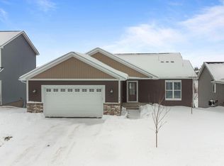 413 Bluebird Dr NW, Isanti, MN 55040