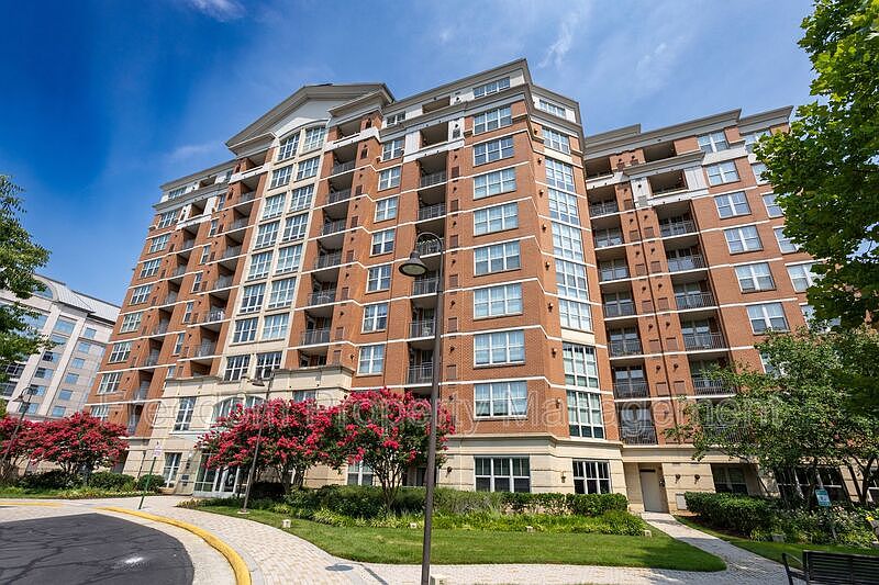 1st image of 11760 Sunrise Valley Dr APT 514