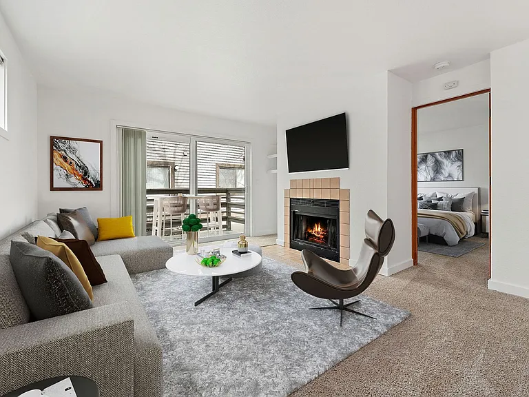 Bellevue One Condo Apartments — Photo 2
