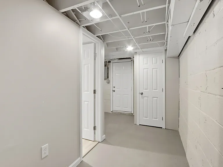 4924 Frankford Ave — Photo 17