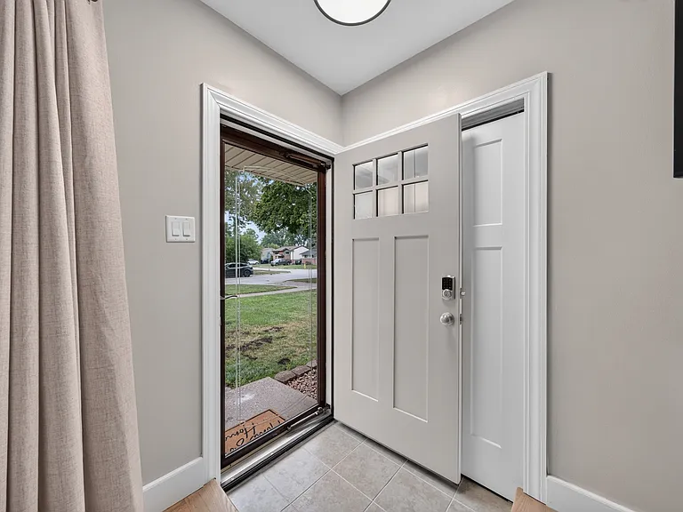30726 Avondale St — Photo 5