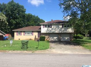 1106 Chestnut Rd NW, Huntsville, AL 35816