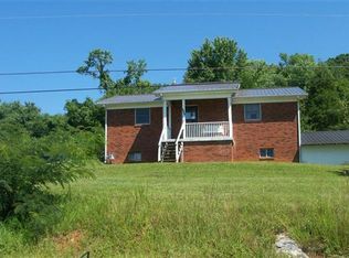 912 Govers Ln, Ferguson, KY 42533