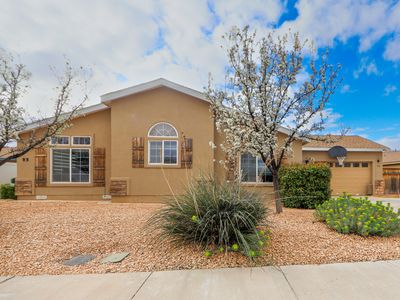 2050 S Stonegate Cir APT 22, Washington, UT, 84780