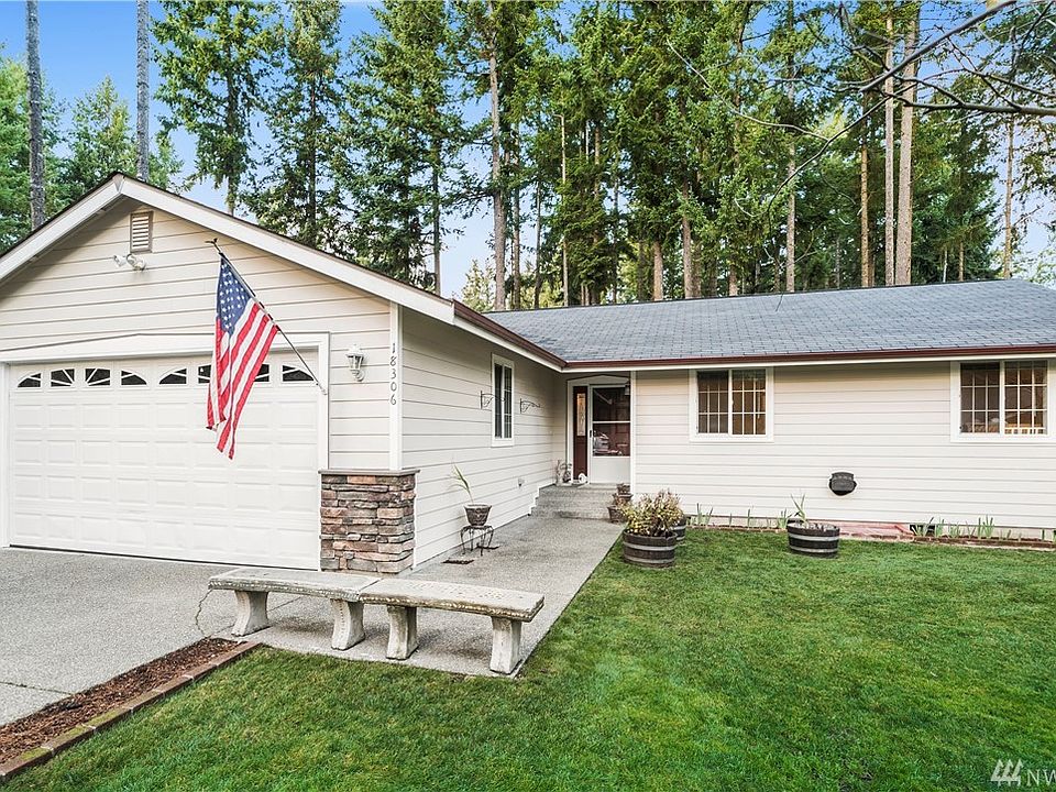 1st image of 18306 Parkcrest Ct SE