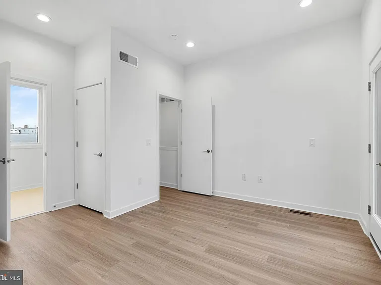 3036 S Northbank Pl — Photo 27