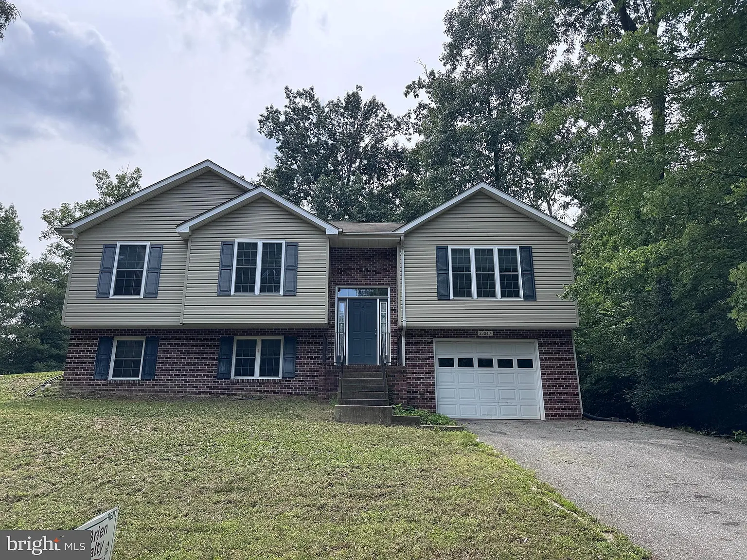 3 bed, 2028 sqft, $2,500 — Photo 3