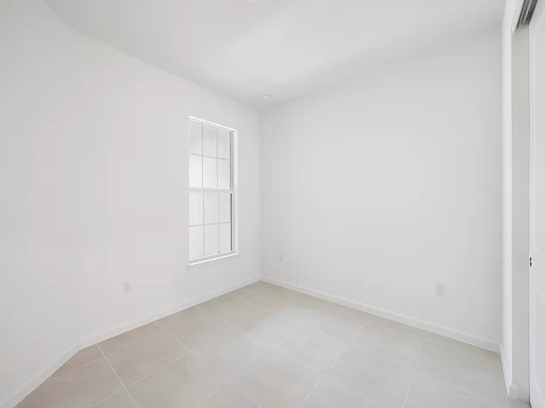 1349 Harper Way — Photo 7