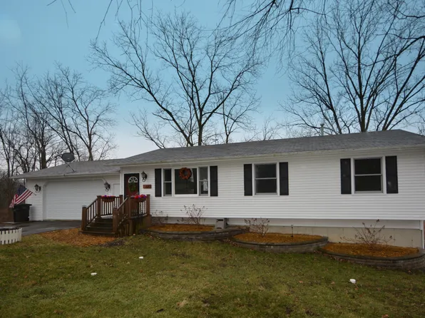 W6703 N Lake Shore Dr, Elkhorn, WI 53121