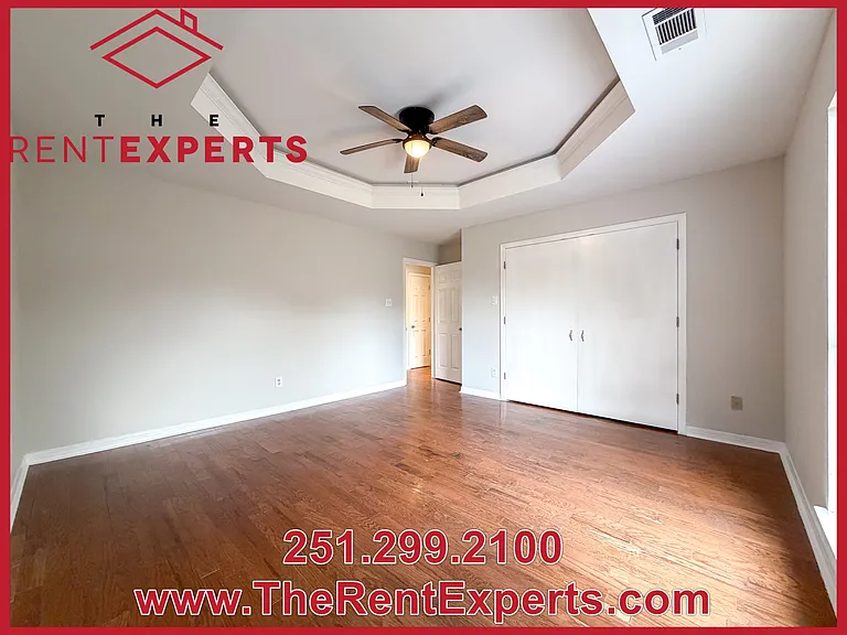 7392 Christine Cir S — Photo 10