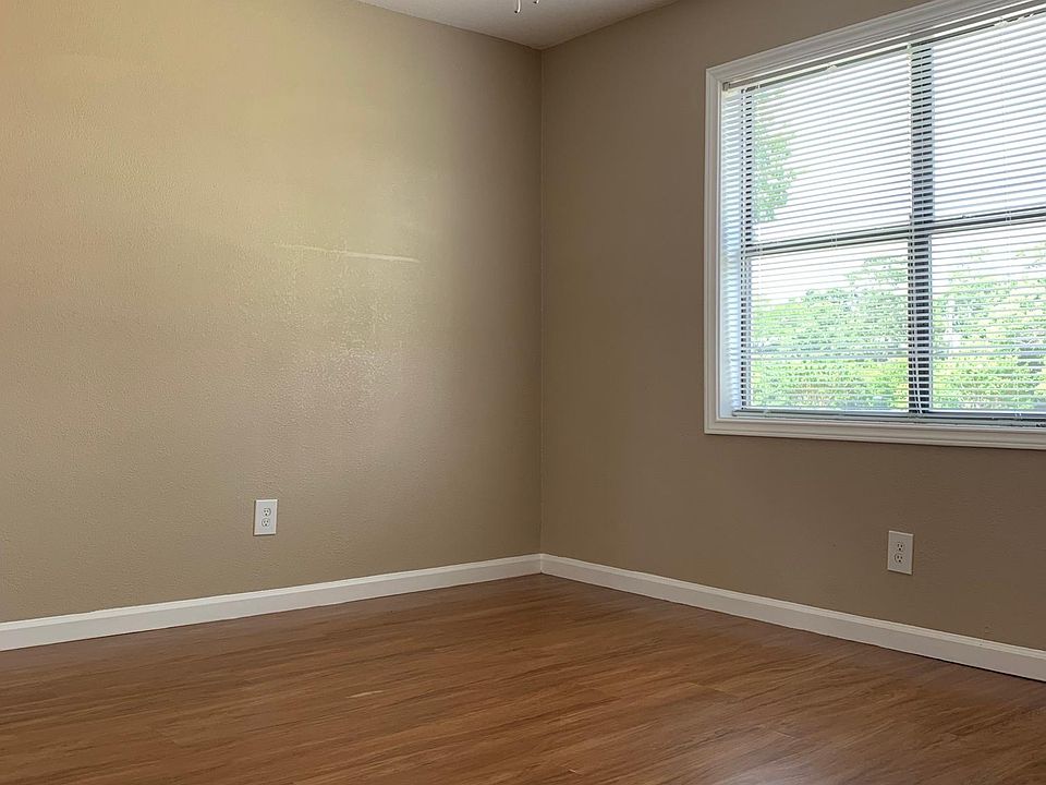 1st image of 3620 Southmore Blvd APT 30