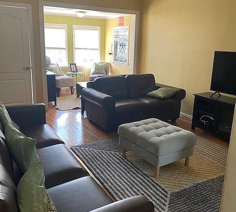 3rd image of 35 Union Ave