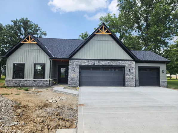 630 W Lake Dr, Lakeview, OH 43331