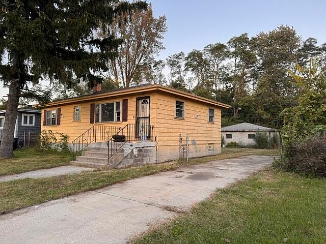 1st image of 571 Dallas St
