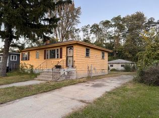 571 Dallas St, Gary, IN 46406
