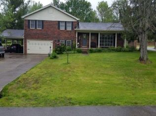 506 Silverbrook Dr, Danville, KY 40422