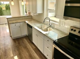 207 George Washington Way, Richland, WA 99352