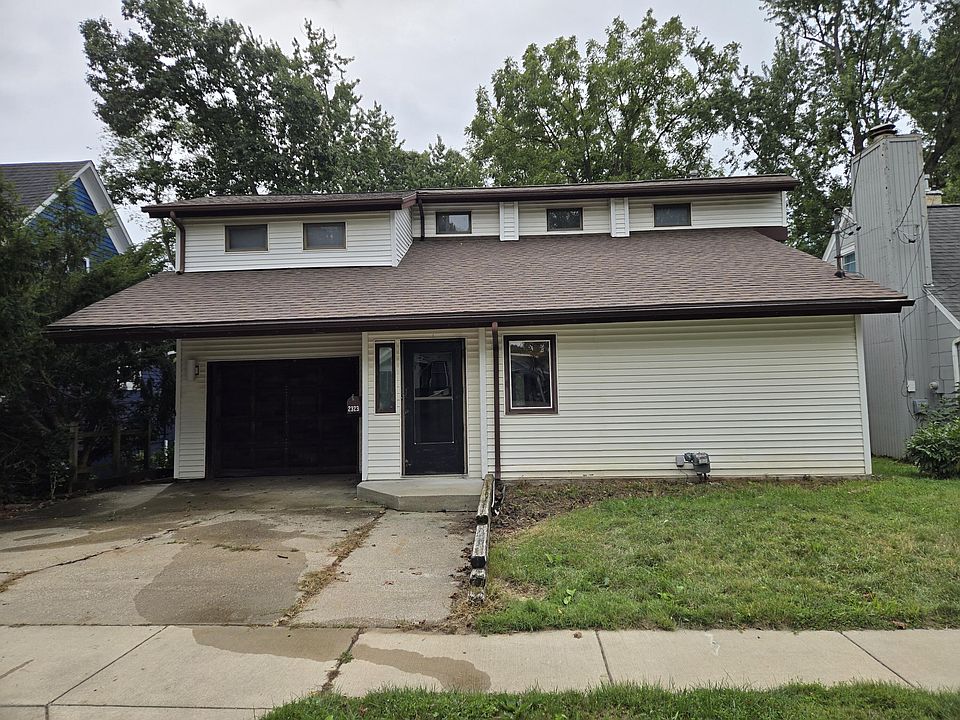 1st image of 2323 Amherst Ave