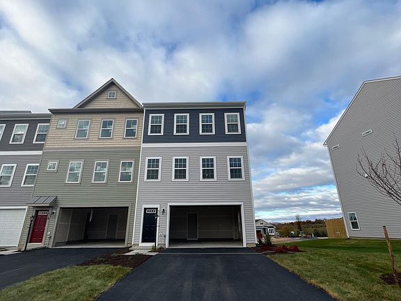 2nd image of 516 Parkland Dr