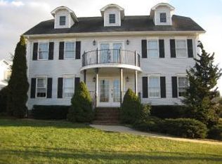 313 Shawnee Dr, Johnson City, TN 37604