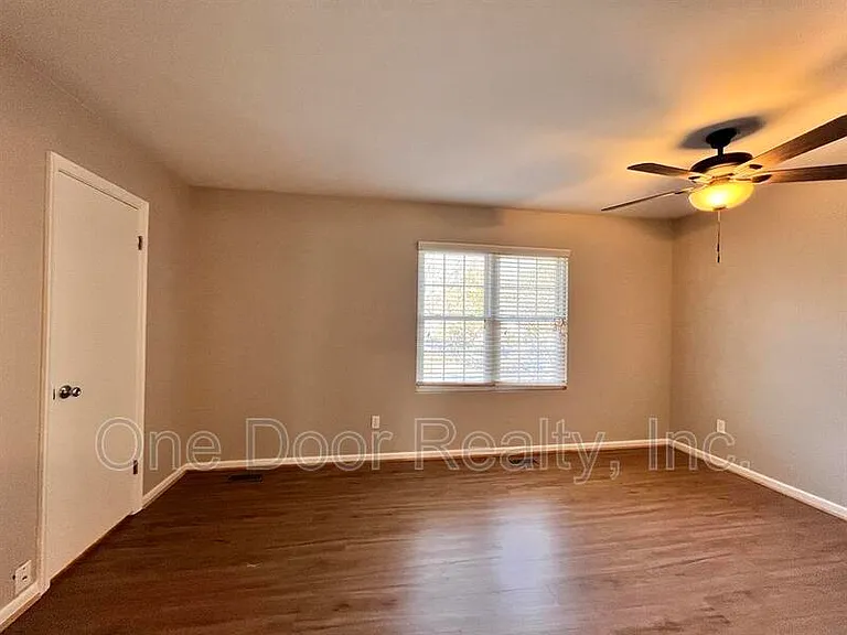 1103 London Company Way — Photo 14