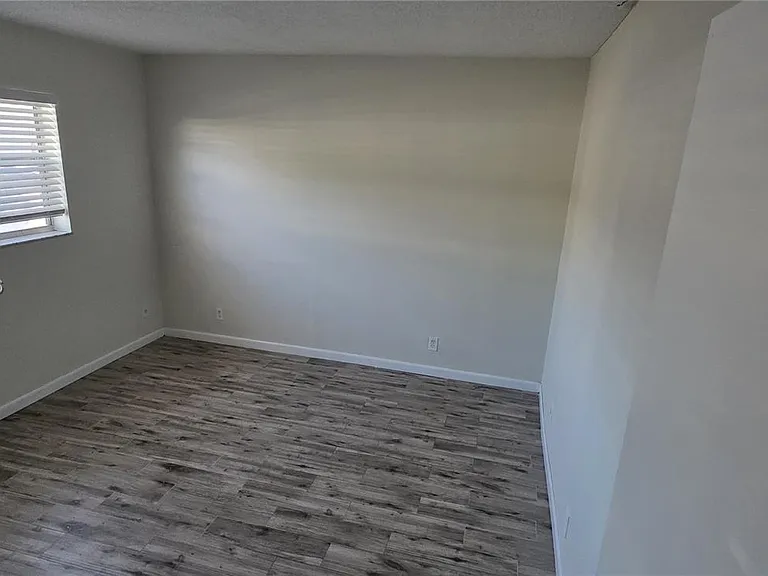 30 SE 4th Ave #115 — Photo 4