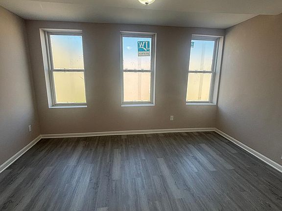 2nd image of 1711 N Caroline St APT 1
