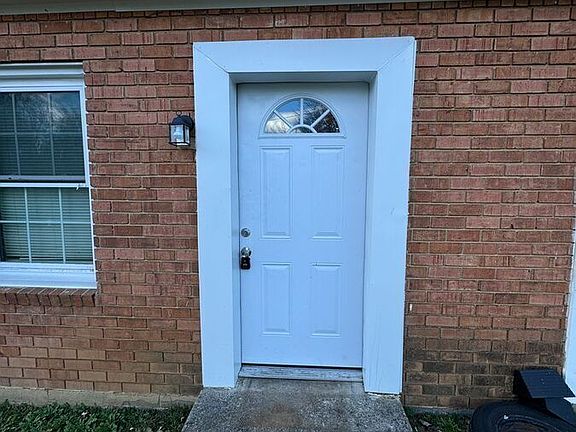 2nd image of 2708 Brooklyn Dr NW