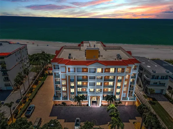 12200 1st St W APT 101, Treasure Island, FL 33706