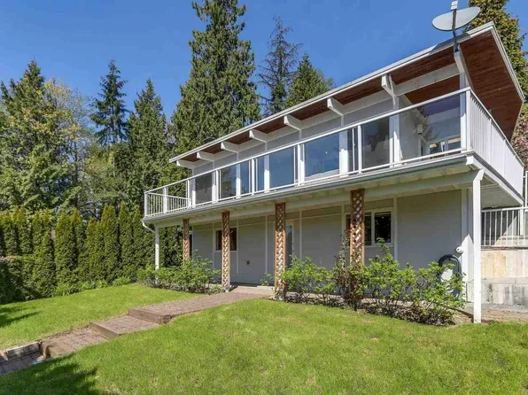 1720 Queens Ave, West Vancouver, BC V7V 2X7