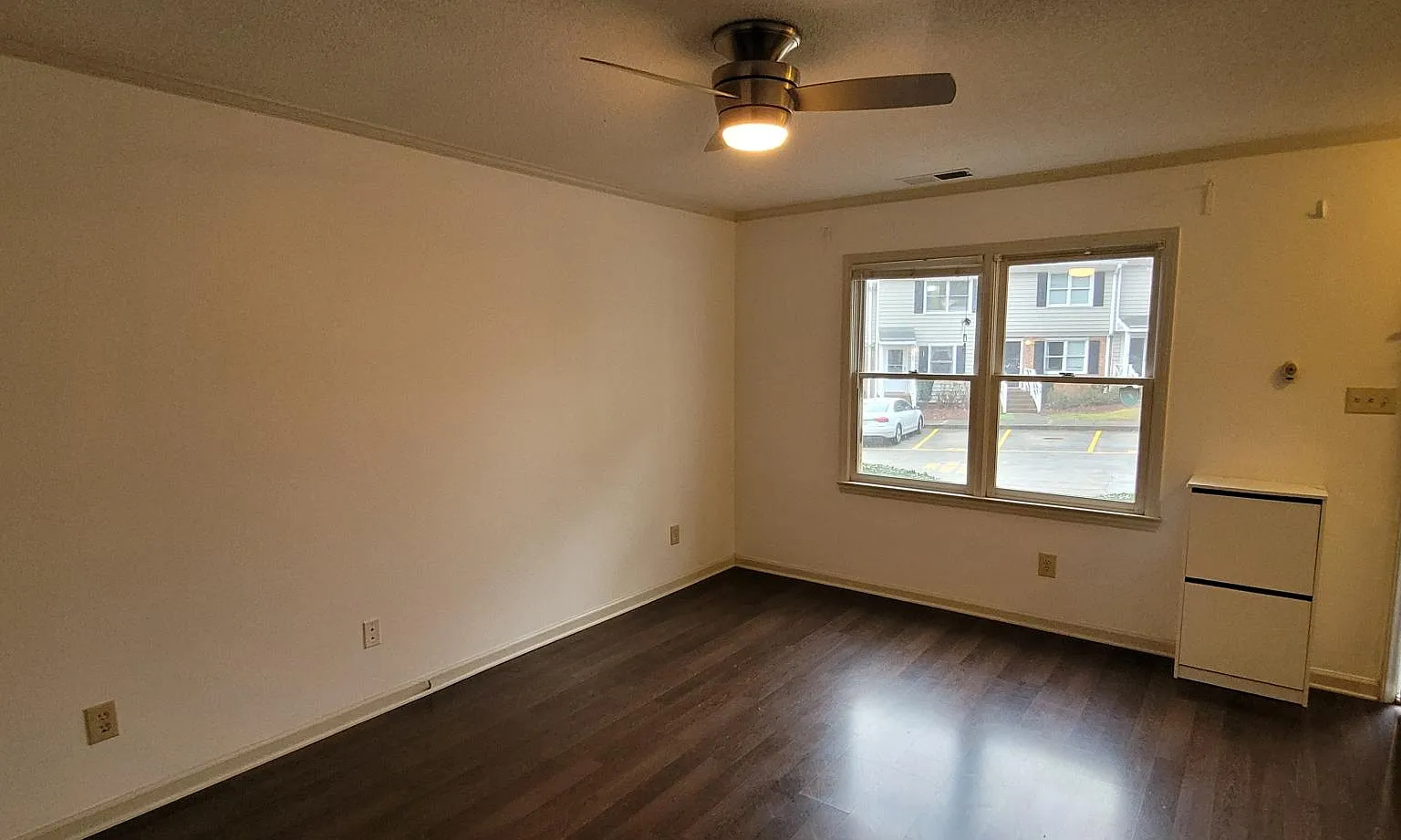 2 bed, 2.5 bath, 1024 sqft, $1,590 — Photo 3