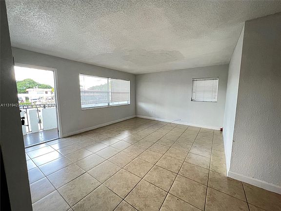 4th image of 400 NW 65th Ave APT 229