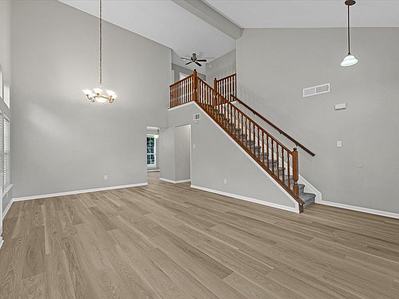 5th image of 4241 Mountain Peak Way