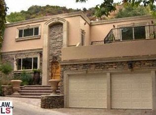 13125 Garden Land Rd, Los Angeles, CA 90049