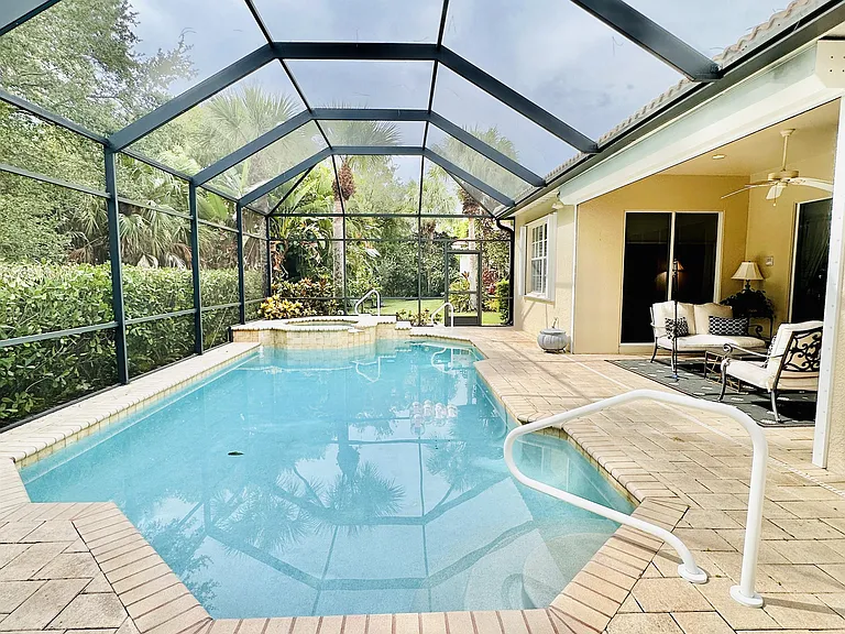 16152 Parque Ln — Photo 29