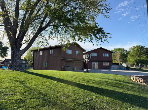 710 S Gunbarrel Rd, Grand Island, NE 68801