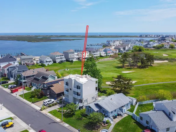 14 Hutchison Pl, Brigantine, NJ 08203